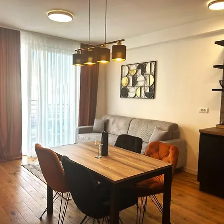 Apartment Gold Shine